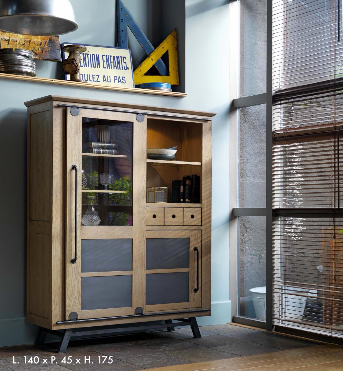 DanjouBoda-Magasin-Meubles-Armoire-Passerelle-ArtCopi